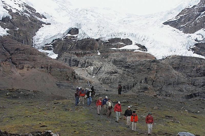 083 At Karo La (16,432').jpg